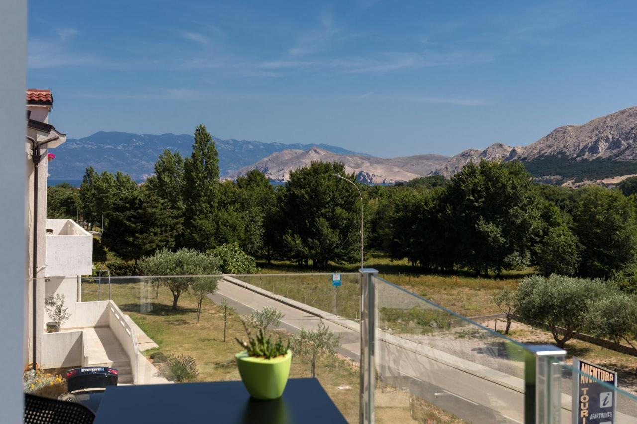 Villa Supernus With Heated Pool バスカ エクステリア 写真
