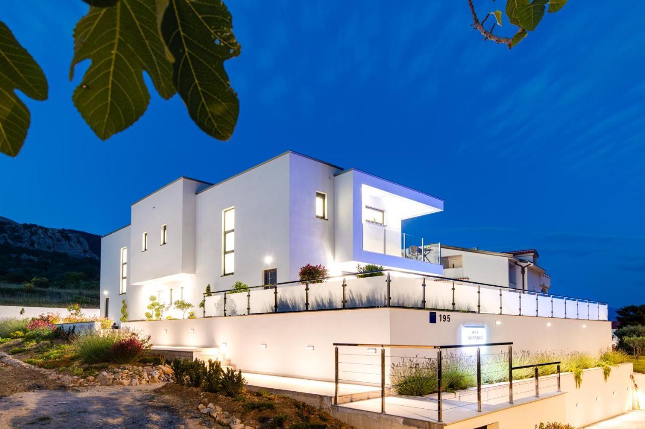 Villa Supernus With Heated Pool バスカ エクステリア 写真